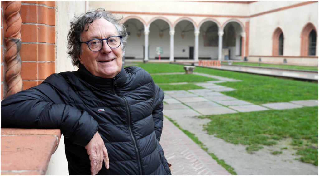 Enzo Iacchetti rivela il conflitto con il padre: il desiderio di una carriera in banca e il rimorso