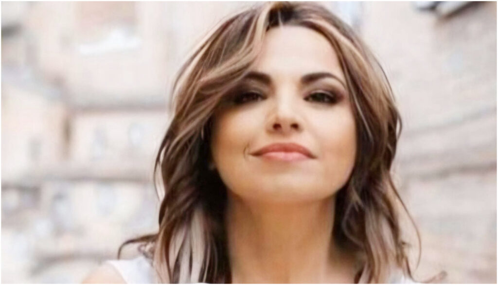 Francesca Alotta racconta il suo percorso artistico tra musica, sofferenza e ricerca di libertà