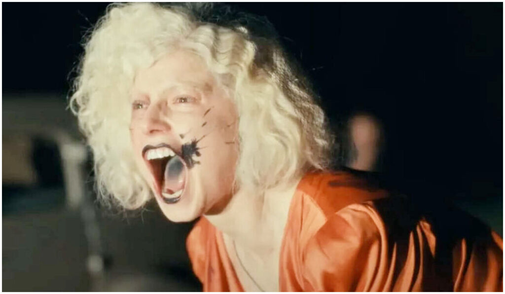 La sposa! Maggie Gyllenhaal celebra la nomination all’Oscar di Jessie Buckley come unica scelta