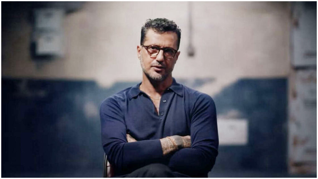 Mediaset contro Fabrizio Corona: arriva la reazione dell’ex fotografo dei VIP