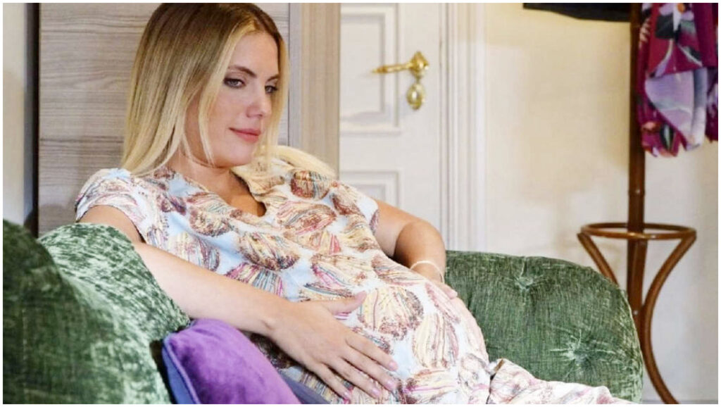 Forbidden Fruit, il 7 febbraio Yildiz torna e rivela di essere in gravidanza