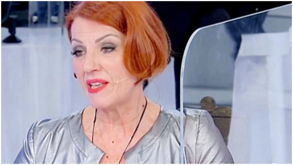 Uomini e Donne, Tinì rimprovera Gemma e genera tensione durante la puntata in studio