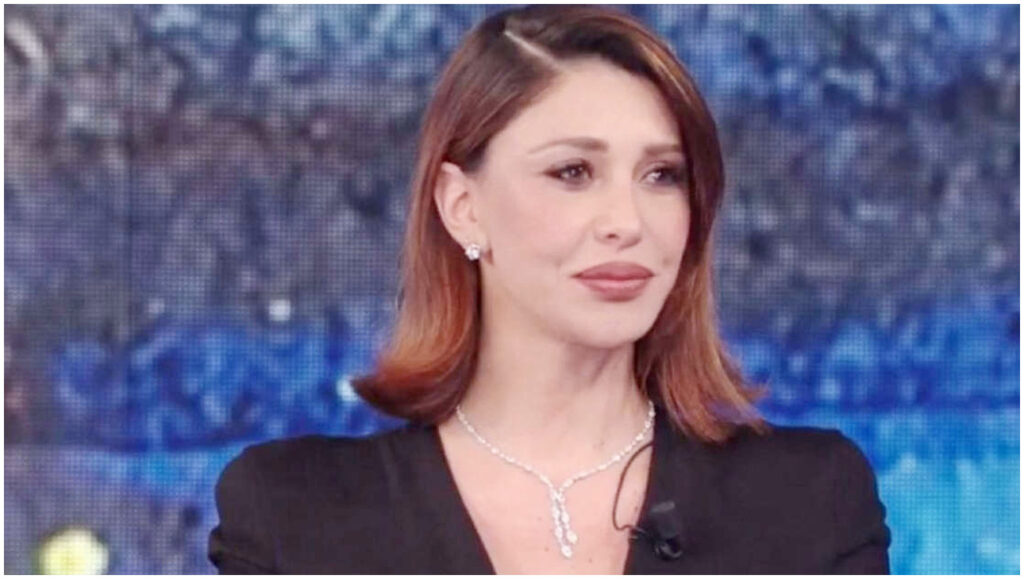 Belen smentisce Corona a Fabio Fazio e rende omaggio a Maria De Filippi durante la trasmissione