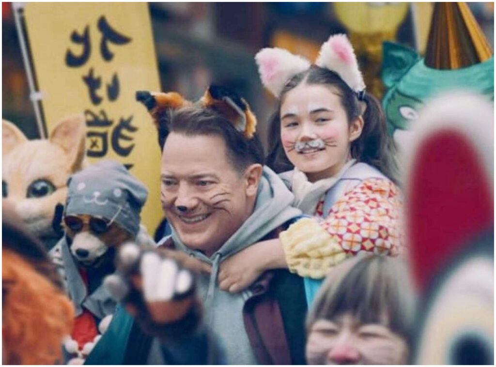 Rental Family – Recensione del film con Brendan Fraser e la sua esplorazione delle vite altrui