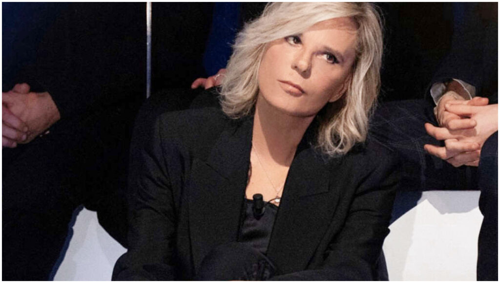 C’è posta per te torna stasera su Canale 5 con ospiti e anticipazioni della settima puntata