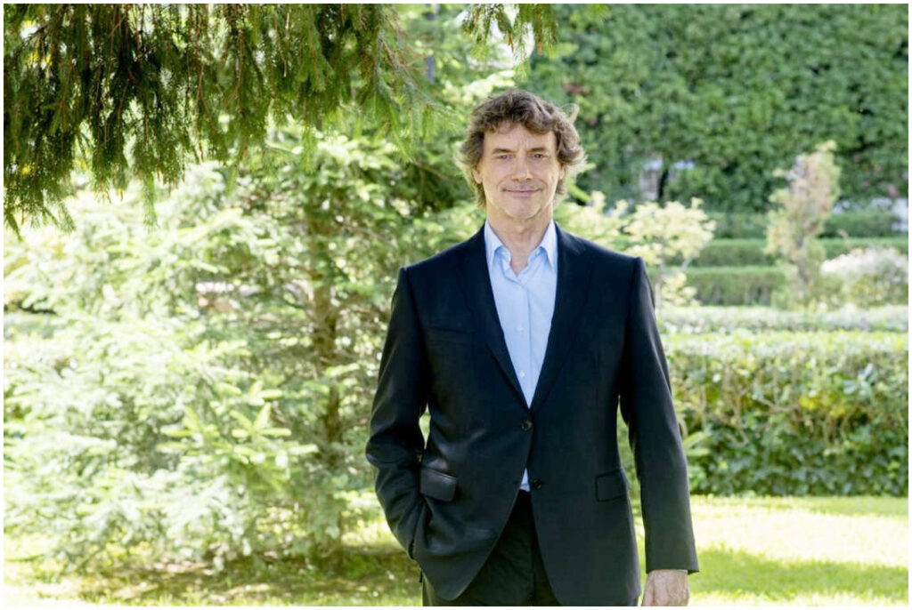 Alberto Angela in crisi contrattuale: il caso esplode in Rai prima dello speciale su Versailles