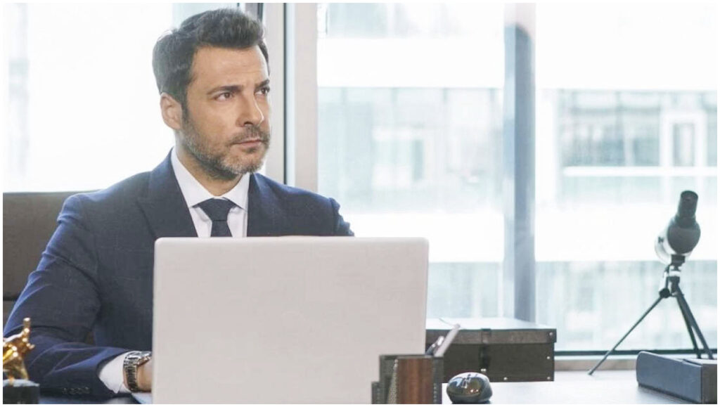 Forbidden Fruit, Kaya accompagna Leyla all’università in un’importante giornata di formazione