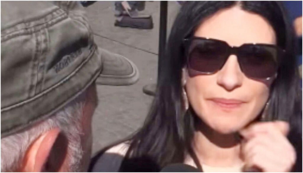 Laura Pausini risponde a Enrico Lucci sulla politica e condivide la sua opinione su Giorgia Meloni
