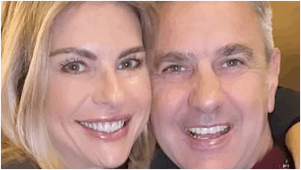 Martina Colombari pubblica uno scatto intimo in bagno con Billy Costacurta e sorprende i fan