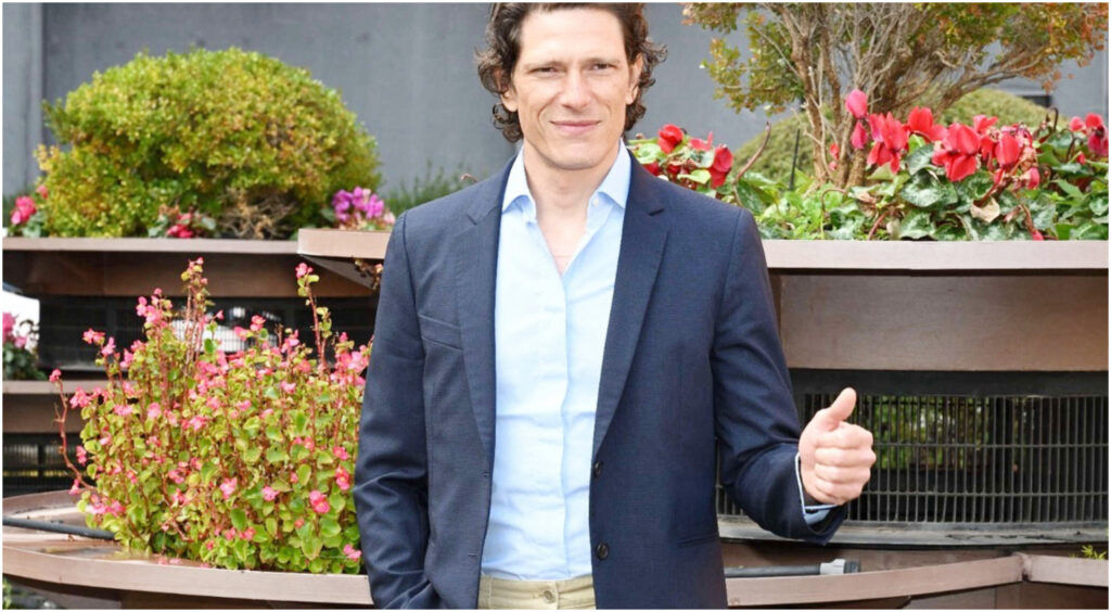 Matteo Martari: il ruolo di Alberto in Cuori, storie d’amore e la sfida con la gamba amputata