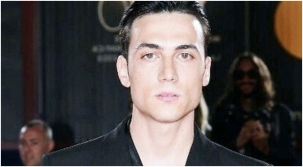 Matteo Paolillo rivela di aver perso 10 chili per il ruolo di Gigi D’Alessio in un film e parla d’amore