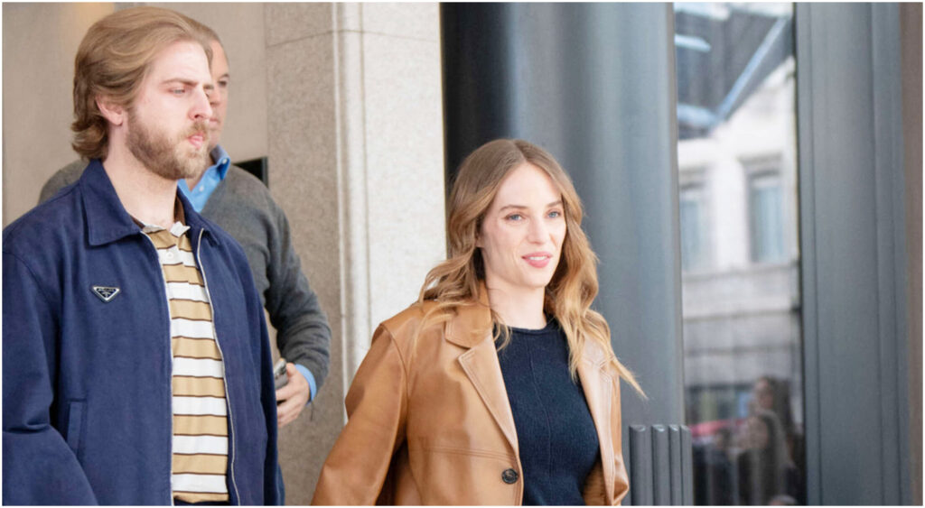 Maya Hawke celebra un matrimonio a sorpresa il giorno di San Valentino con Uma Thurman e amici di Stranger Things