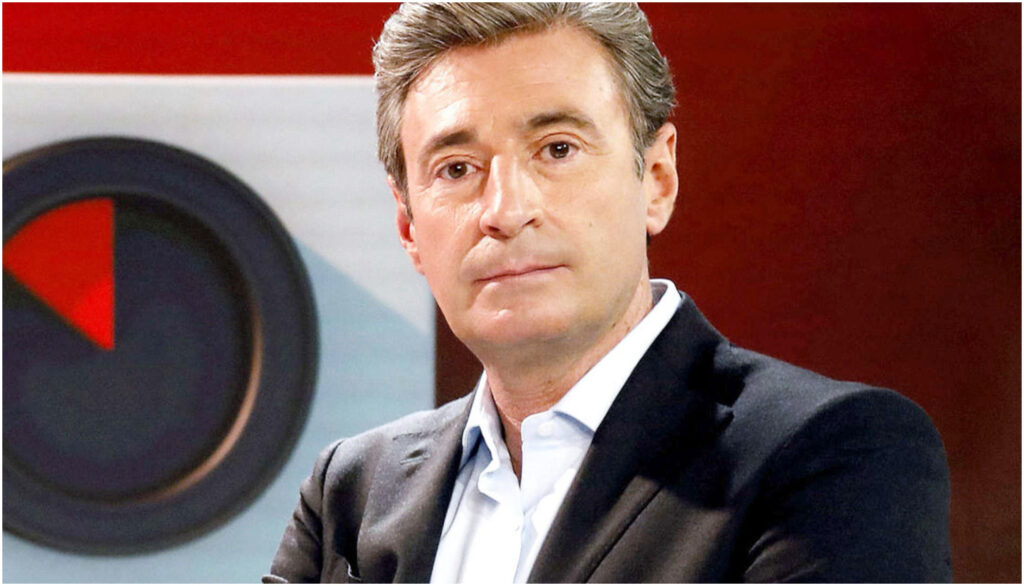 Milo Infante sospeso da Rai 2 per quasi tre settimane: Ore 14 non andrà in onda durante le Olimpiadi