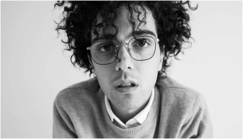 Rocco Anelli parla di Animalia: una riflessione poetica su corpi, olio e miti apocalittici