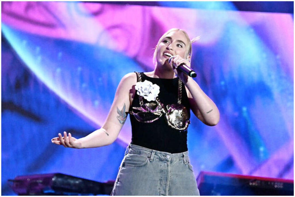 sanremo-2026-abito-mara-sattei-prima-serata-festival-look-stilista