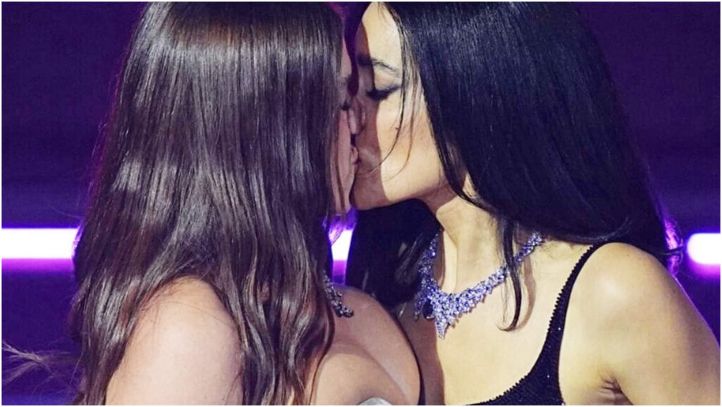 Sanremo 2026, il momento del bacio tra Gaia e Levante sfugge alla regia e fa discutere sui social