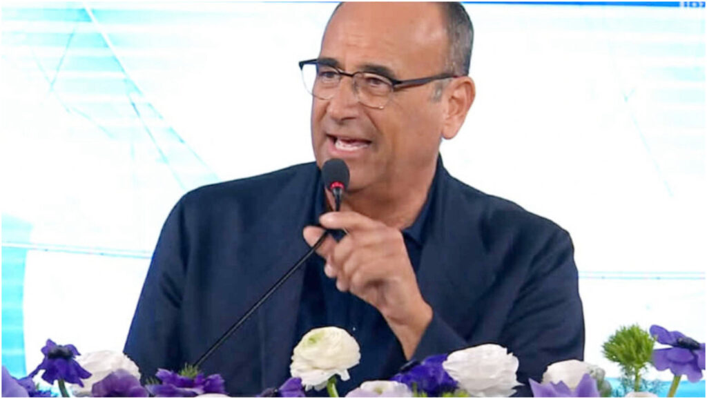 Sanremo sorprende con un ospite ‘in incognito’ nel programma, mistero su Mister X nella scaletta