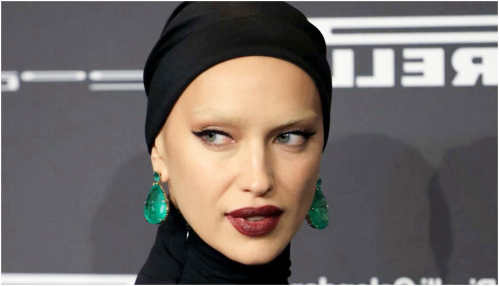 Sanremo 2026, Irina Shayk al centro delle polemiche per le accuse di sostegno a Putin e alla guerra