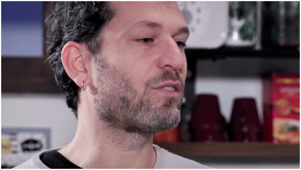 Un Posto al Sole, anticipazioni del 12 marzo: Eduardo perde il controllo e Giulia soffre