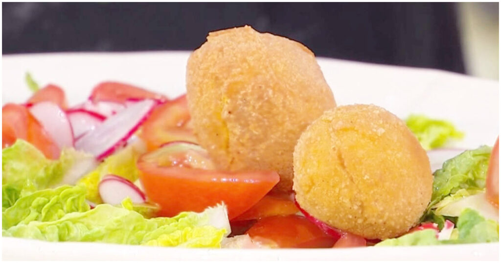 Uova alla monachina di Barbara Agosti: la ricetta perfetta per Pasqua e non solo! Scopri come prepararle il 31 marzo 2026 su È sempre mezzogiorno.