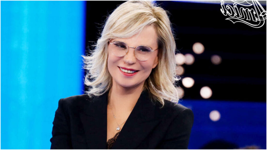 Amici 25, tutti gli allievi accedono al Serale tranne un’eliminata: Maria rivede il regolamento