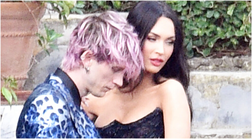 Megan Fox e Machine Gun Kelly riaccendono la loro storia, lui la cerca sui social con un messaggio affettuoso