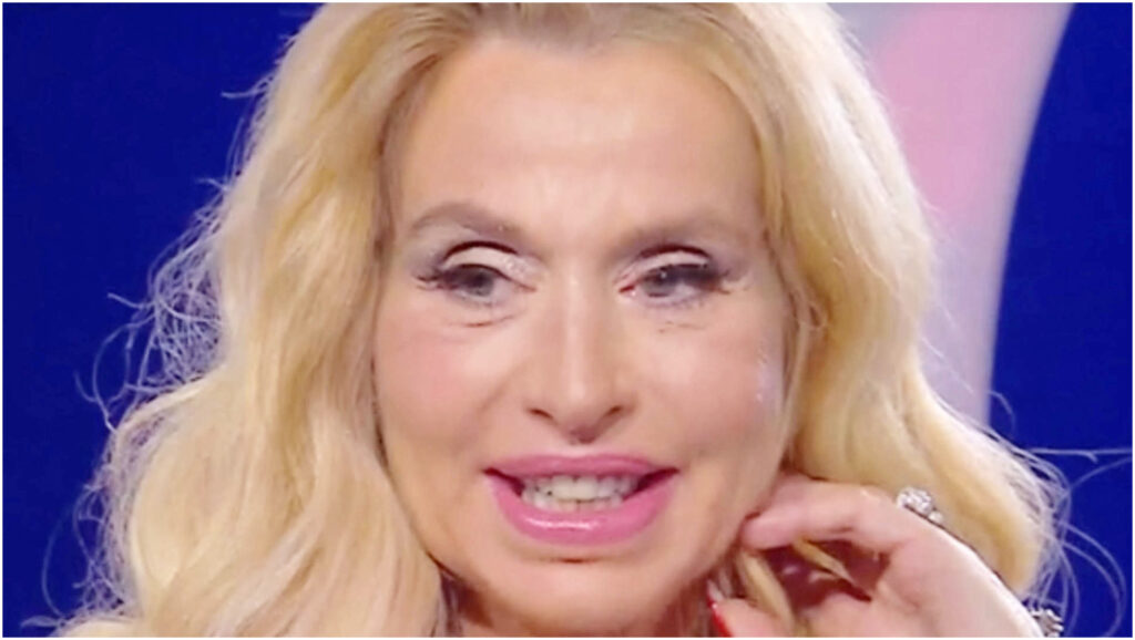Valeria Marini esprime il suo disappunto per Frassica: aspetto un confronto diretto e chiarificatore