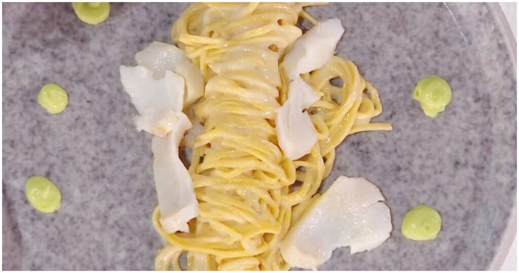 Chitarrine baccalà e asparagi di Gian Piero Fava: una ricetta primaverile da non perdere del 14 aprile 2026 su È sempre mezzogiorno!