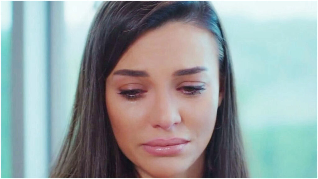 Forbidden Fruit Anticipazioni 19 aprile 2026: Leyla e Halit si lasciano andare alla passione?