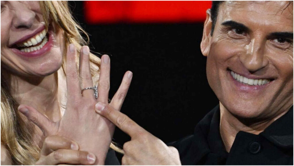 Sal Da Vinci svela il segreto di Cazzullo: canta la mia canzone sotto la doccia