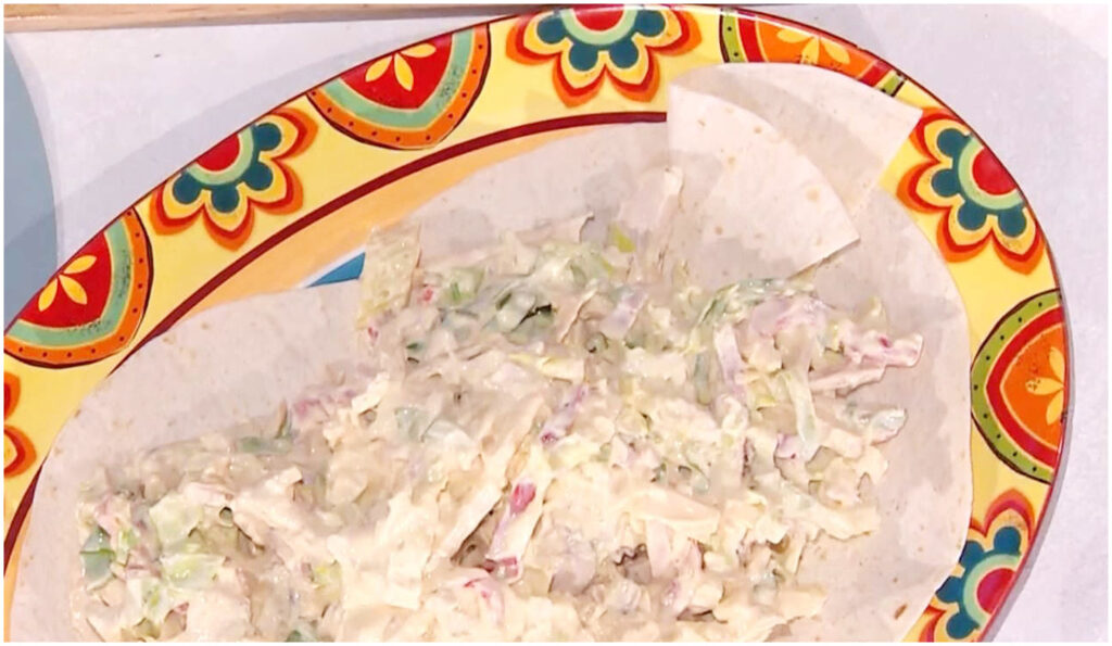 Insalata fresca di pollo di Daniele Persegani: la ricetta leggera dell’estate da È sempre mezzogiorno (26 maggio 2026)