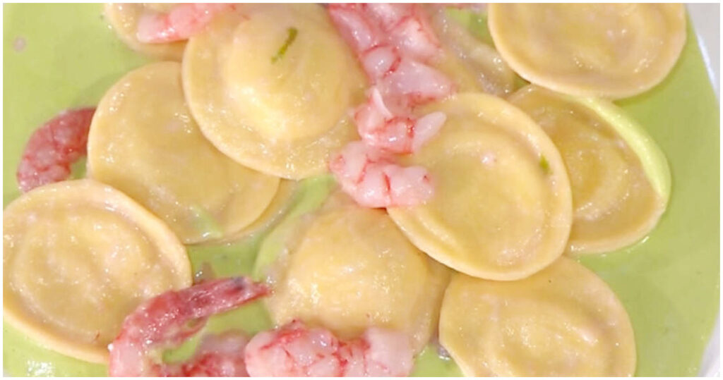 Ravioli di burrata con gamberi e piselli di Michele Farru: la delizia della Sardegna su E’ sempre mezzogiorno, 28 maggio 2026!