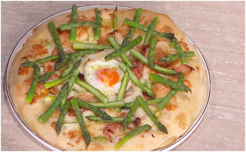Scopri la Pizza Maggiolina di Fulvio Marino, ricetta stagionale da non perdere, in diretta il 1 maggio 2026 su “E’ sempre mezzogiorno”!