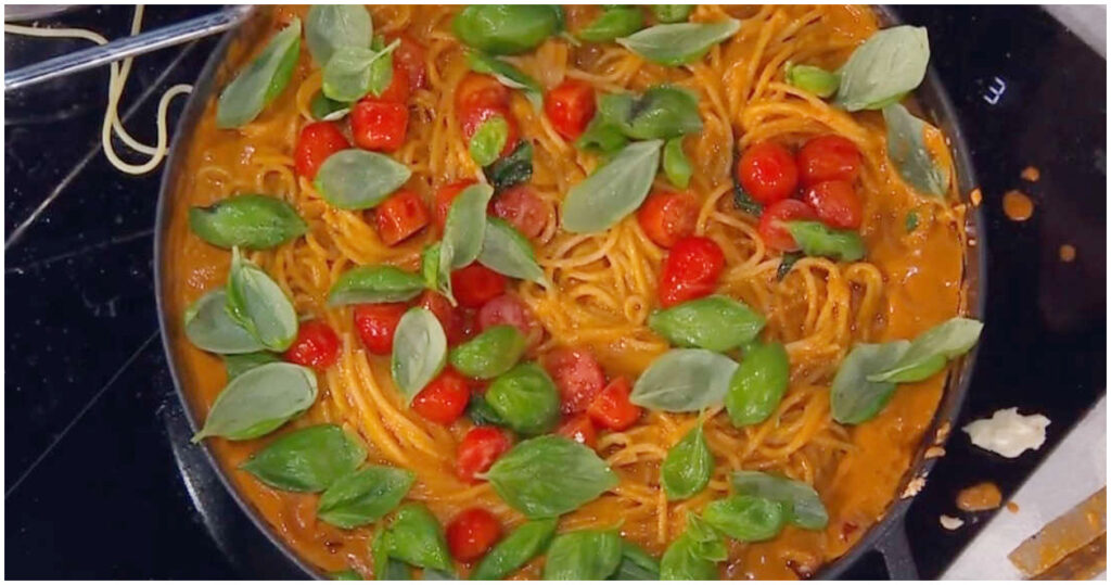 Spaghettata allo scarpariello di David Fiordigiglio: la ricetta fresca vista il 28 maggio 2026 a È sempre mezzogiorno!